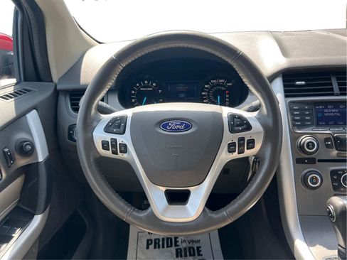 Used 2013 Ford Edge SEL image 16