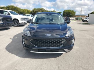 Used 2021 Ford Escape SEL video 2