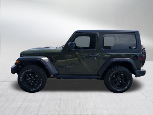 Used 2022 Jeep Wrangler Sport AWD/4WD image 2