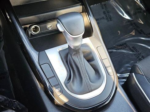Used 2022 Kia Forte GT-Line w/ GT-Line Technology Package FWD image 12