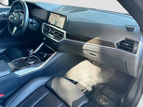 Certified 2022 BMW 430i Coupe w/ M Sport Package image 29