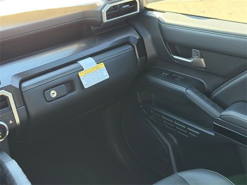 New 2025 Toyota 4Runner Limited image 16