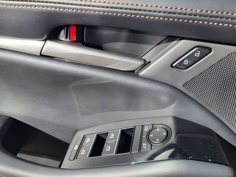 Used 2025 MAZDA MAZDA3 s image 25