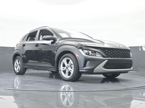 Used 2023 Hyundai Kona SEL image 60