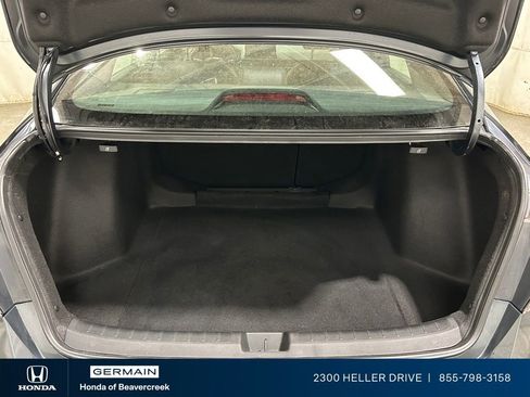 Used 2025 Honda Civic Sport image 29