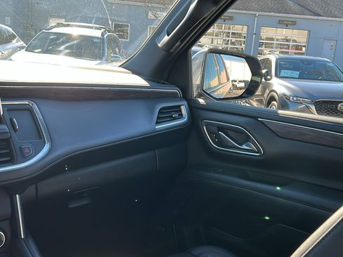 Used 2021 Chevrolet Tahoe Z71 image 26