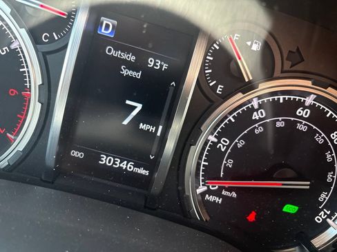 Used 2020 Toyota 4Runner TRD Off-Road Premium w/ Moonroof Package AWD/4WD image 2