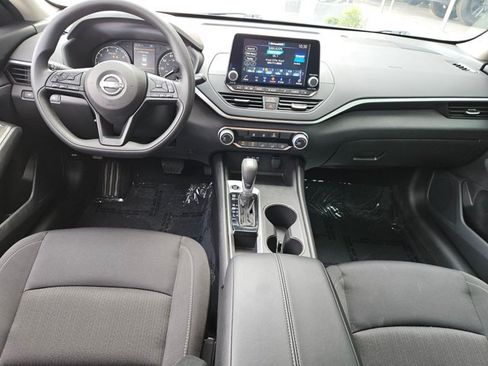 Certified 2025 Nissan Altima 2.5 S FWD image 20