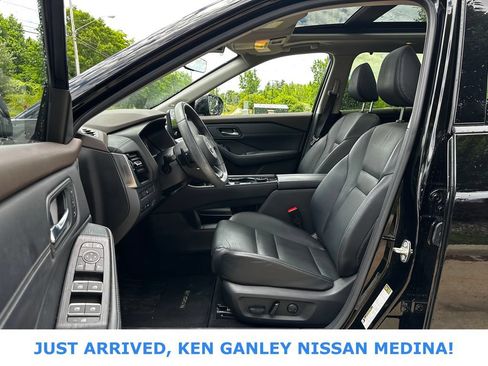 Certified 2023 Nissan Rogue SL w/ SL Premium Package AWD/4WD image 14