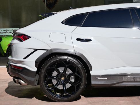 Used 2024 Lamborghini Urus Performante image 22