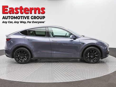 Used 2021 Tesla Model Y Long Range AWD/4WD image 4