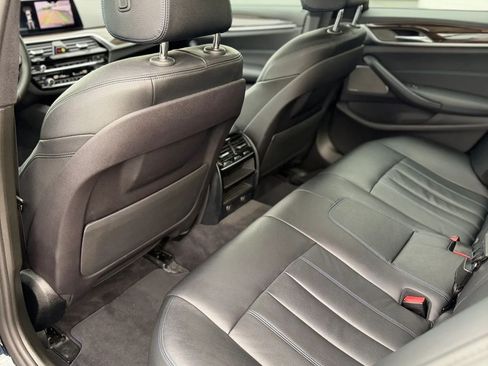 Used 2019 BMW 530i w/ M Sport Package RWD image 14