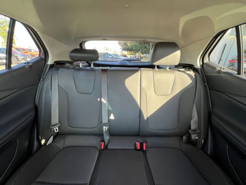 Used 2025 Buick Encore GX Preferred image 36