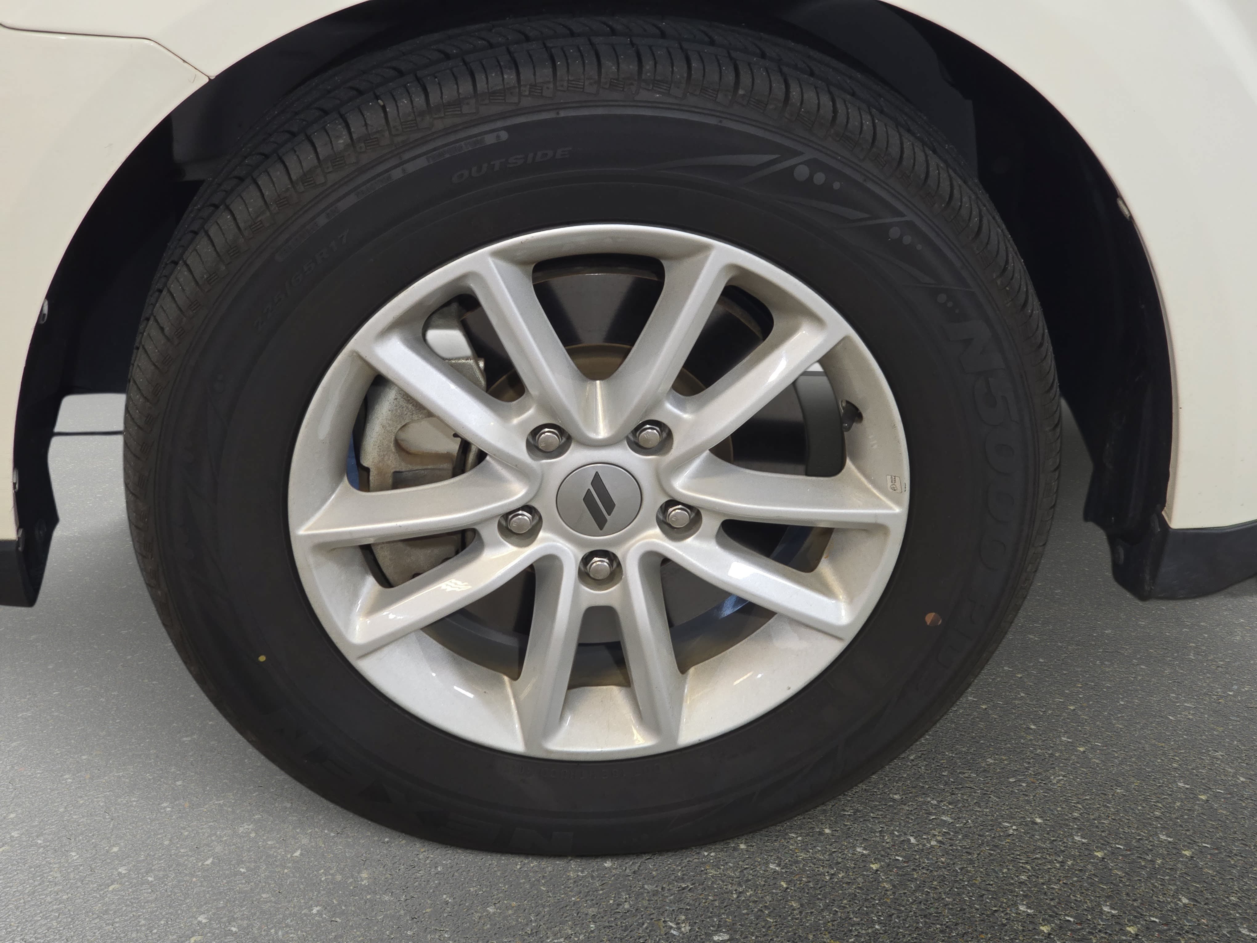Used 2019 Dodge Journey SE w/ Premium Group FWD image 12