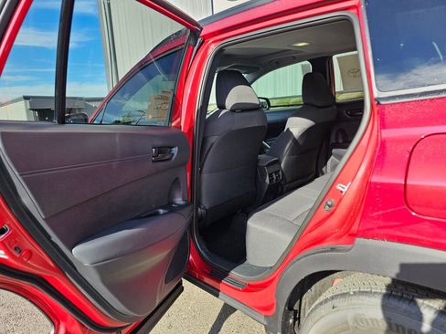 New 2026 Toyota Corolla Cross LE image 7