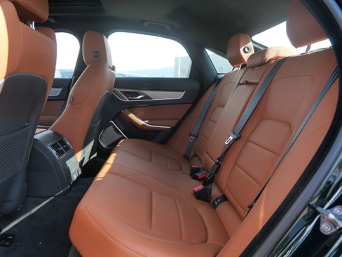 New 2024 Jaguar XF R-Dynamic SE image 5