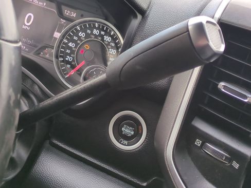 Used 2019 RAM 3500 Big Horn image 23