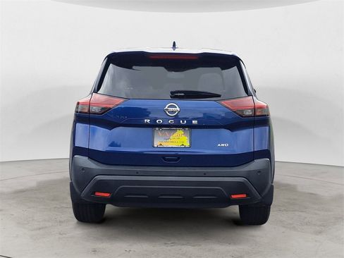 Used 2021 Nissan Rogue S image 4