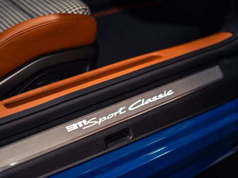 Used 2023 Porsche 911 Sport Classic RWD image 26