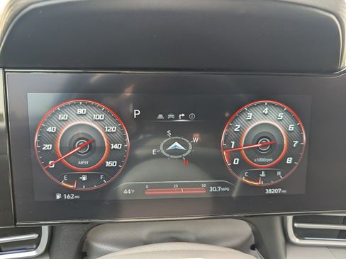 Used 2024 Hyundai Elantra SEL w/ Convenience Package FWD image 27