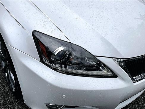 Used 2014 Lexus IS 250C w/ Luxury Package RWD image 27