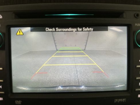 Used 2016 Chevrolet Traverse LTZ AWD/4WD image 36