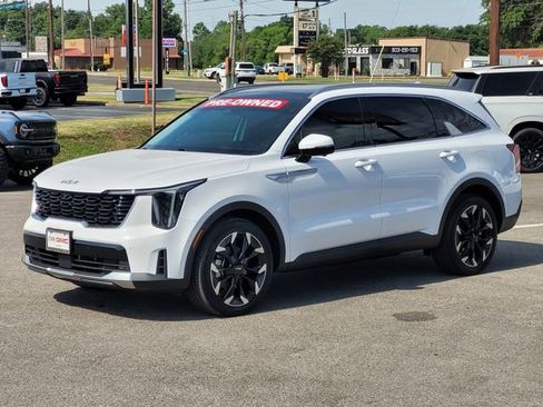 Used 2024 Kia Sorento SX FWD image 4