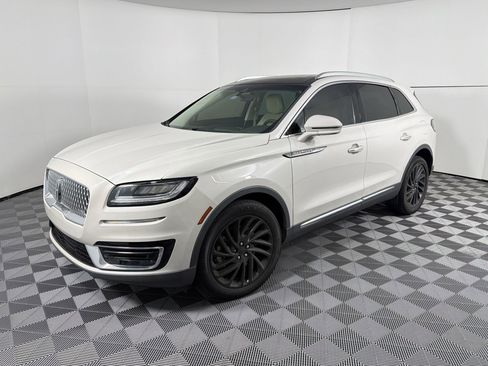 Used 2020 Lincoln Nautilus Reserve FWD image 1