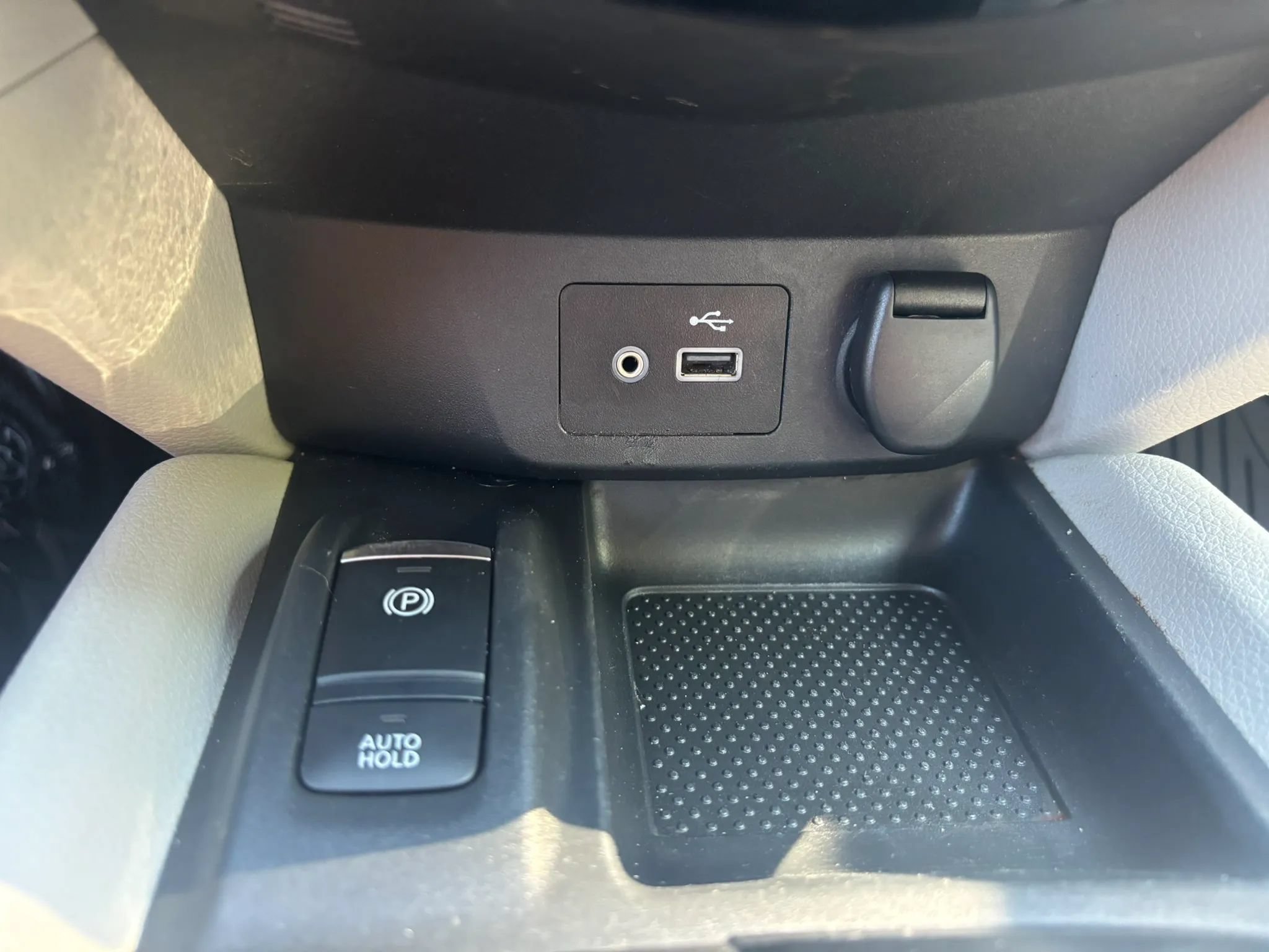 Used 2019 Nissan Rogue Sport SV w/ Technology Package AWD/4WD image 18
