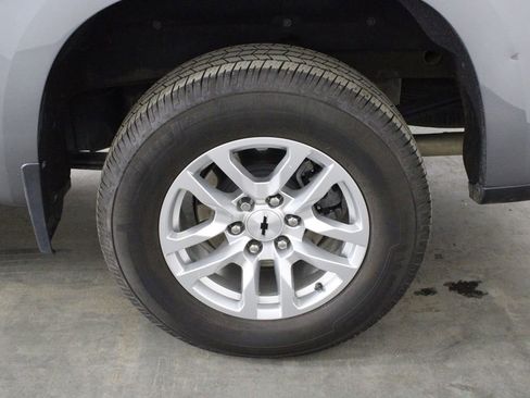 Used 2021 Chevrolet Silverado 1500 RST image 40