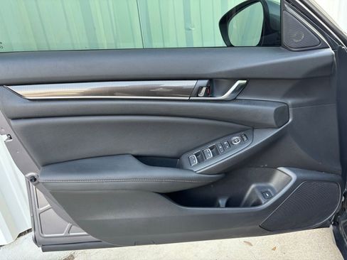 Used 2020 Honda Accord Sport image 13