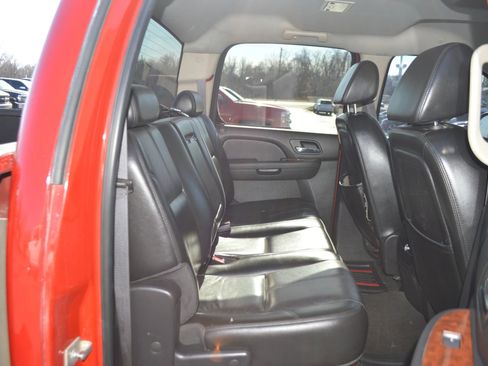 Used 2007 Chevrolet Silverado 1500 LTZ w/ Max Trailering Pack image 24