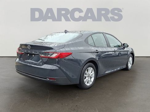 Used 2025 Toyota Camry LE FWD image 6