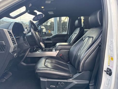 Used 2021 Ford F250 Platinum image 9