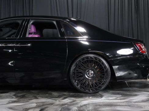 Used 2021 Rolls-Royce Ghost Sedan 4D image 4