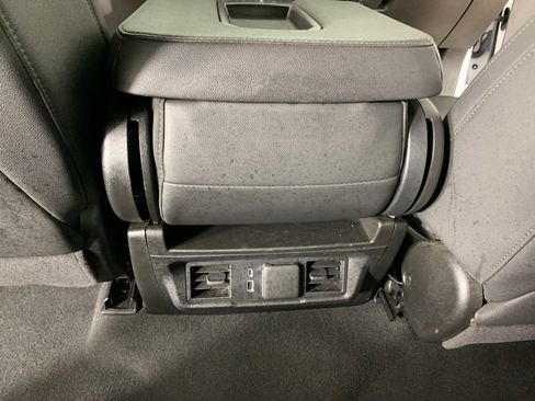 Used 2025 GMC Sierra 1500 SLT image 35