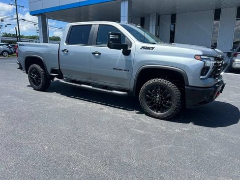 New 2026 Chevrolet Silverado 2500 LT w/ Trail Boss Package AWD/4WD image 3