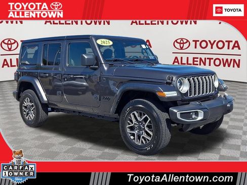 Used 2025 Jeep Wrangler Unlimited Sahara w/ Safety Group AWD/4WD image 1