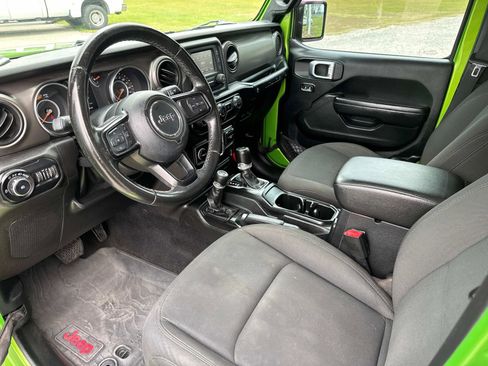 Used 2020 Jeep Wrangler Unlimited Sport S image 23