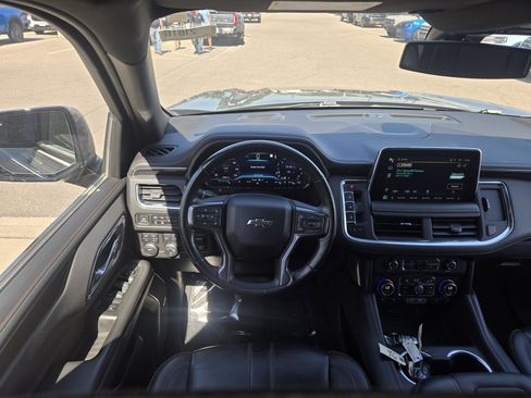 Used 2022 Chevrolet Suburban RST w/ Sport Performance Package AWD/4WD image 2