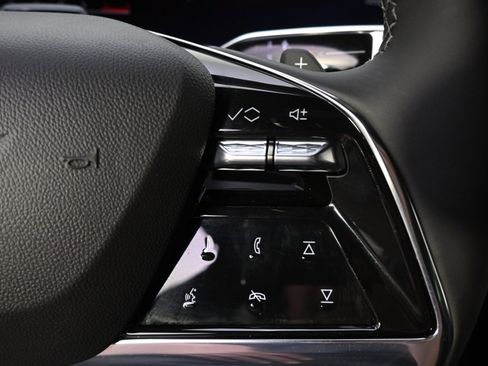 New 2026 Cadillac Escalade ESV Luxury w/ Touring Package image 36