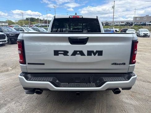 New 2026 RAM 1500 4x4 Crew Cab image 4
