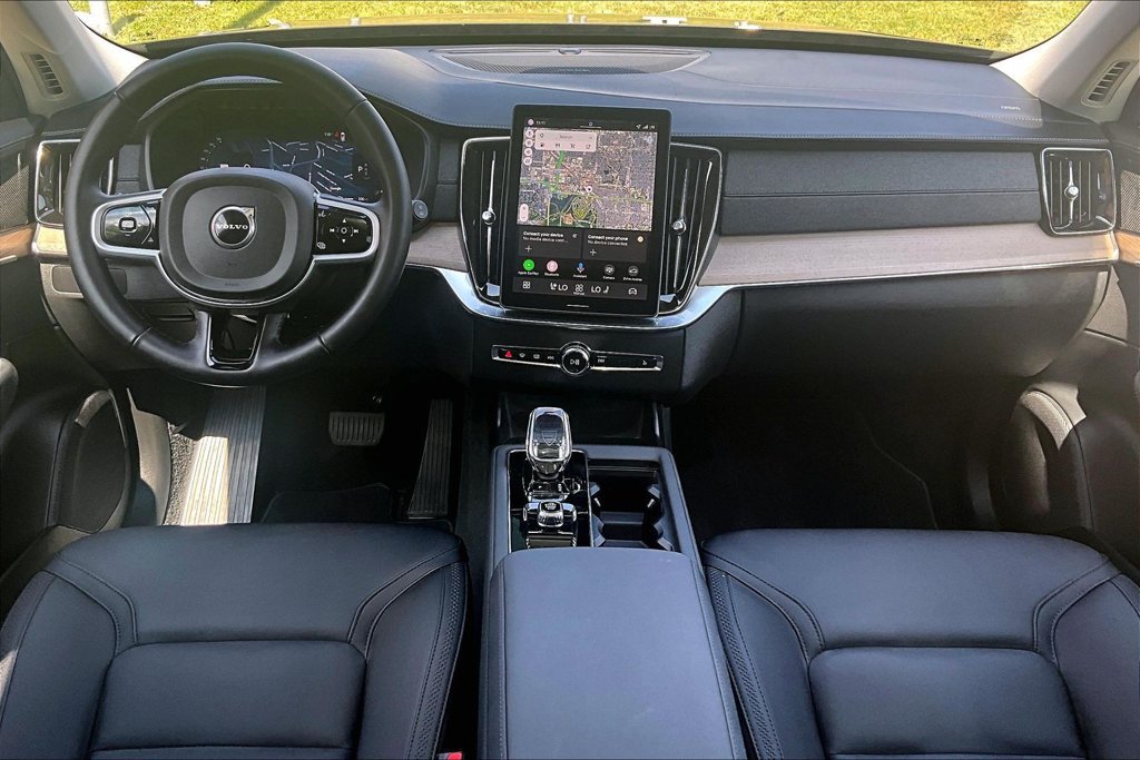 Certified 2026 Volvo XC90 B6 Plus AWD/4WD image 20