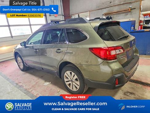 Used 2018 Subaru Outback 2.5i Premium w/ Popular Package #1 AWD/4WD image 3
