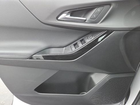 New 2026 Chevrolet Equinox LT w/ LPO, Floor Liner Package image 31