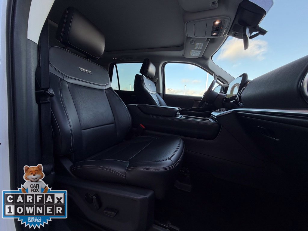 Used 2025 Ford Expedition Max Platinum AWD/4WD image 24