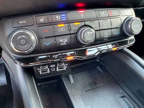 Used 2024 Dodge Durango R/T image 18