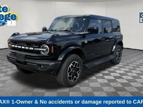 Used 2025 Ford Bronco Outer Banks AWD/4WD image 1