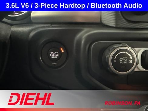 Used 2020 Jeep Wrangler Unlimited Sport S AWD/4WD image 25