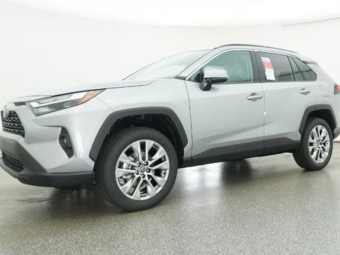 New 2025 Toyota RAV4 XLE Premium image 6